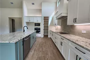 643 Bald Eagle Loop, Salado, TX 76571 - Photo 14