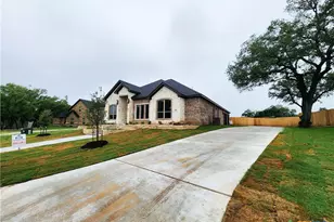 637 Bald Eagle Loop, Salado, TX 76571 - Photo 2