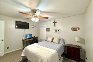 213 Sparrow Ln, Victoria, TX 77905 - Photo 32