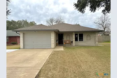213 Sparrow Lane, Victoria, TX 77905 - Photo 2