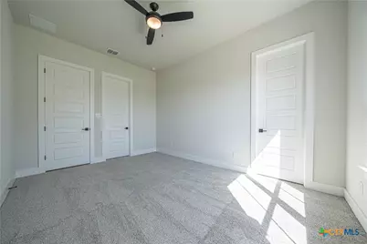 254 Firewheel Lp, Floresville, TX 78114 - Photo 26