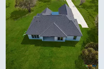 254 Firewheel Lp, Floresville, TX 78114 - Photo 2