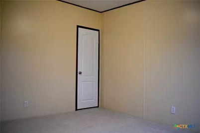 422 W Oaks, Victoria, TX 77905 - Photo 10