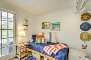 279 Waltons Way, Seguin, TX 78155 - Photo 12