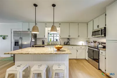 279 Waltons Way, Seguin, TX 78155 - Photo 8