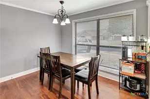 101 Kemble St, Victoria, TX 77904 - Photo 10