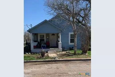 306 Nth 11th Street, Gatesville, TX 76528 - Photo 1