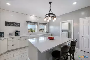 262 Gander Slough Rd, Kingsbury, TX 78638 - Photo 12