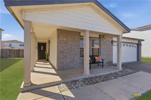 637 Northhill Cir, New Braunfels, TX 78130 - Photo 2