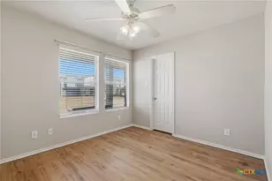 637 Northhill Cir, New Braunfels, TX 78130 - Photo 16