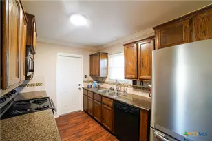 903 S 23rd St, Copperas Cove, TX 76522 - Photo 6