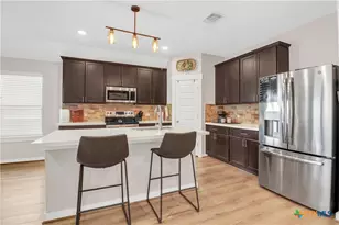 3627 Twin Dish Wy, New Braunfels, TX 78130 - Photo 4