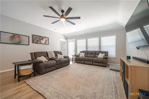 3627 Twin Dish Wy, New Braunfels, TX 78130 - Photo 4