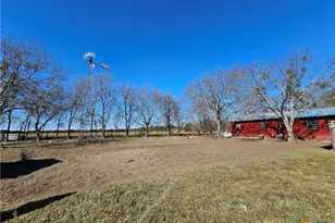 2051 County Rd 3155, Valley Mills, TX 76689 - Photo 28