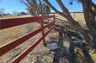 2051 County Rd 3155, Valley Mills, TX 76689 - Photo 36