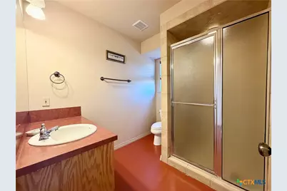 15631 Fm 682, Yoakum, TX 77995 - Photo 24