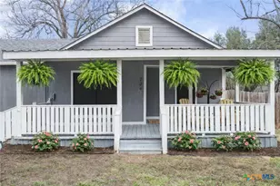 724 Scarbrough St, Rockdale, TX 76567 - Photo 1