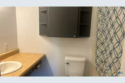 1916 Holloman Drive, Port Lavaca, TX 77979 - Photo 16