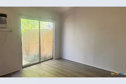 1916 Holloman Drive, Port Lavaca, TX 77979 - Photo 14