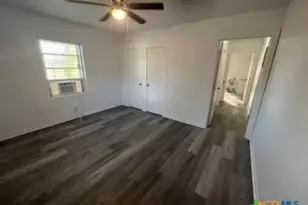 1916 Holloman Dr, Port Lavaca, TX 77979 - Photo 8