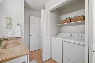 11901 E Swearingen Dr, Austin, TX 78758 - Photo 18