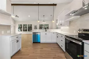 1595 Rocky Ridge Loop, Canyon Lake, TX 78133 - Photo 10