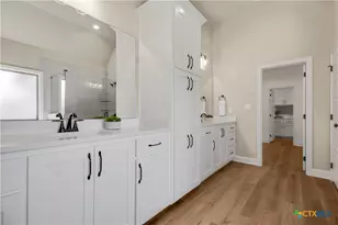 11006 Eagle Walk Blvd, Salado, TX 76571 - Photo 16