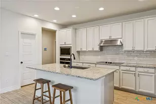 4008 Wild Bloom Rd, Seguin, TX 78155 - Photo 8