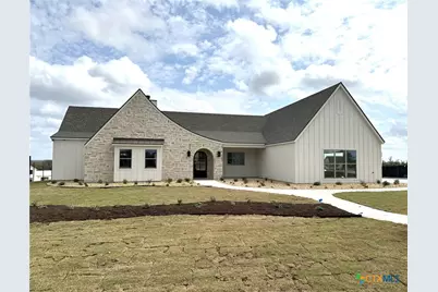 203 Glenview Circle, Belton, TX 76513 - Photo 1