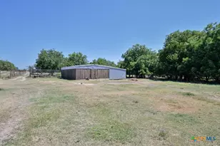6101 Cr 208, Lampasas, TX 76550 - Photo 16