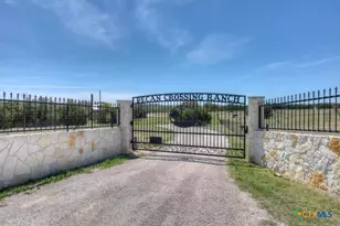 6101 Cr 208, Lampasas, TX 76550 - Photo 2