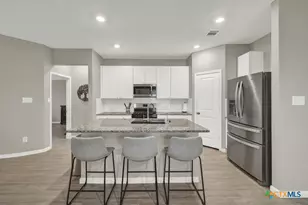 9030 Austin Rdg, Seguin, TX 78155 - Photo 8