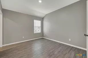 9030 Austin Rdg, Seguin, TX 78155 - Photo 26