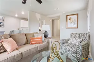 907 E Main St, Troy, TX 76579 - Photo 4