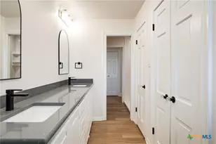 102 Mesa Dr, Gatesville, TX 76528 - Photo 40