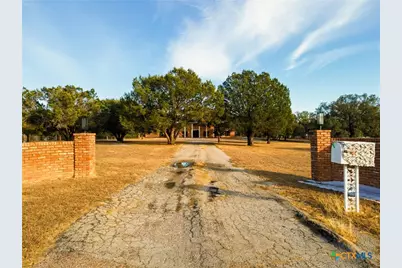 102 Mesa Drive, Gatesville, TX 76528 - Photo 2