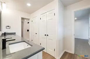 102 Mesa Dr, Gatesville, TX 76528 - Photo 36