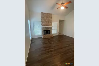 513 Camelot Drive, Victoria, TX 77901 - Photo 2