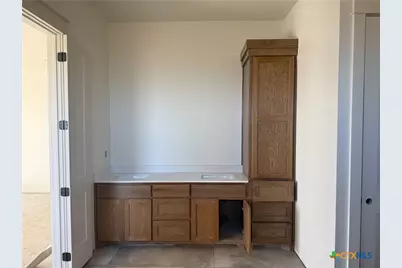 1614 Hunt Drive, Salado, TX 76571 - Photo 10