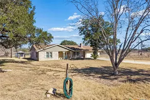 2892 W Fm 884, Yorktown, TX 78164 - Photo 2