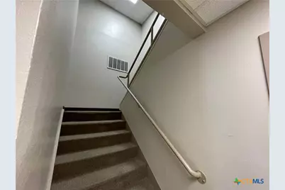 1305 S Key Avenue, Lampasas, TX 76550 - Photo 4