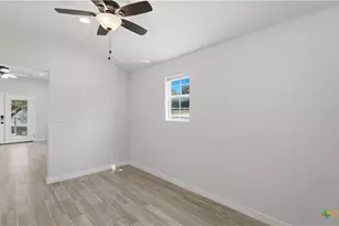 817 Scenic Dr, Canyon Lake, TX 78133 - Photo 38