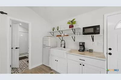 817 Scenic Drive, Canyon Lake, TX 78133 - Photo 36