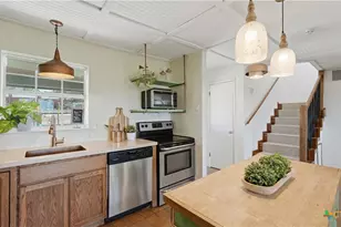 817 Scenic Dr, Canyon Lake, TX 78133 - Photo 6