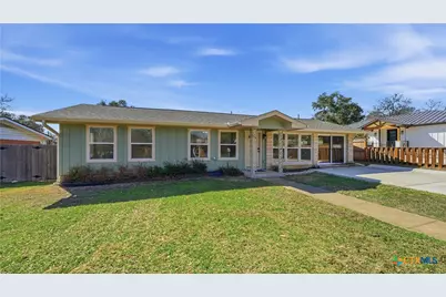 1409 Highland Drive, San Marcos, TX 78666 - Photo 1