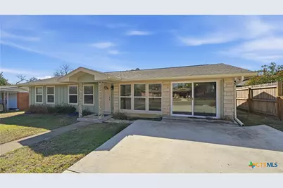 1409 Highland Drive, San Marcos, TX 78666 - Photo 2