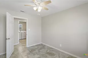 1409 Highland Dr, San Marcos, TX 78666 - Photo 38