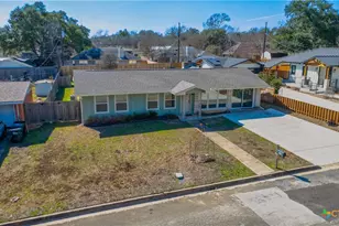 1409 Highland Dr, San Marcos, TX 78666 - Photo 44