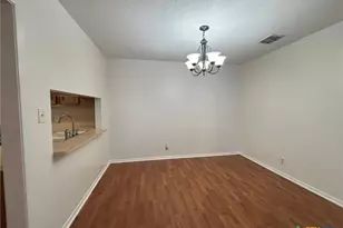 210 Planters Dr, Victoria, TX 77901 - Photo 6