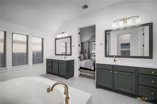 576 Tobacco Pass, New Braunfels, TX 78132 - Photo 12